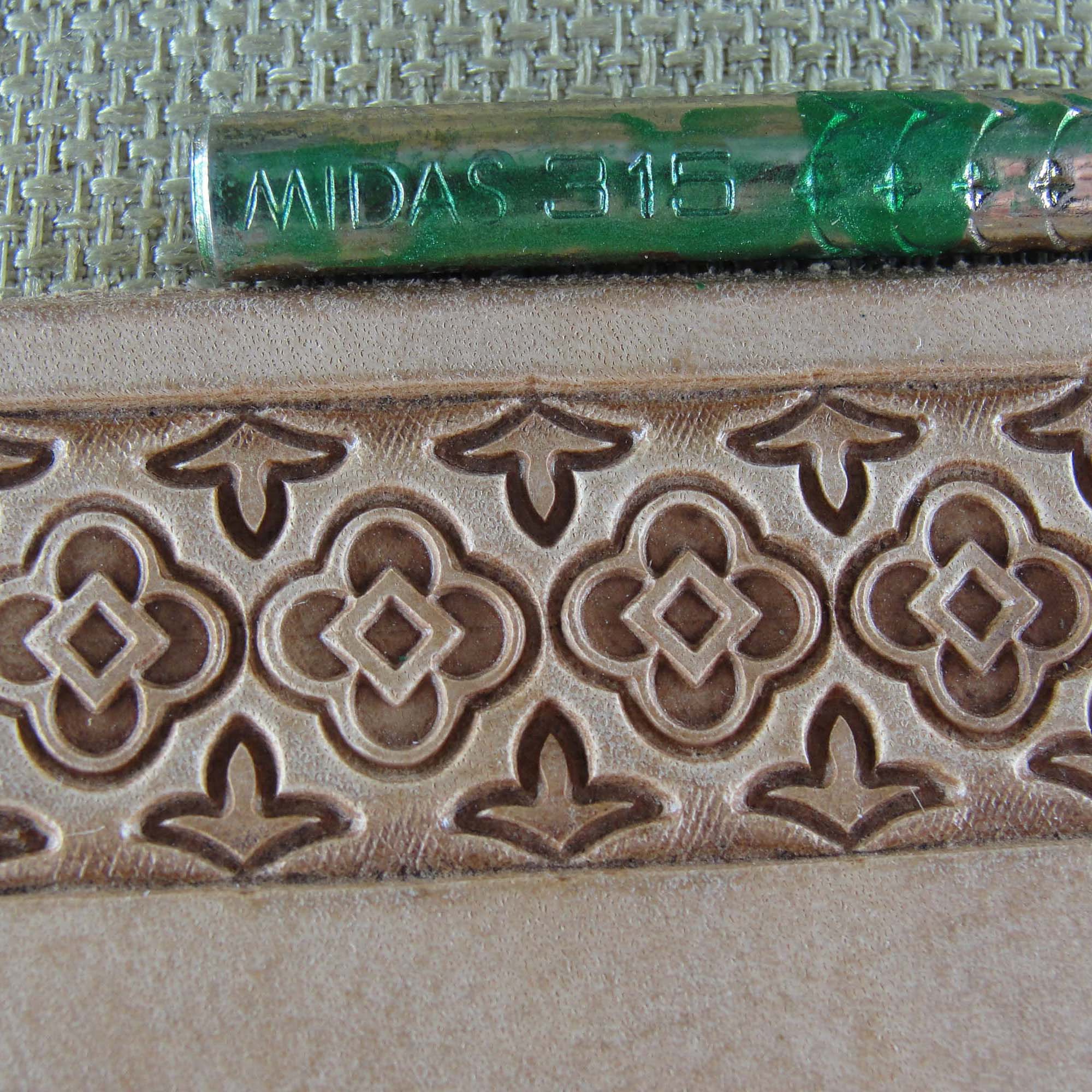 315 Floral Accent [USED]