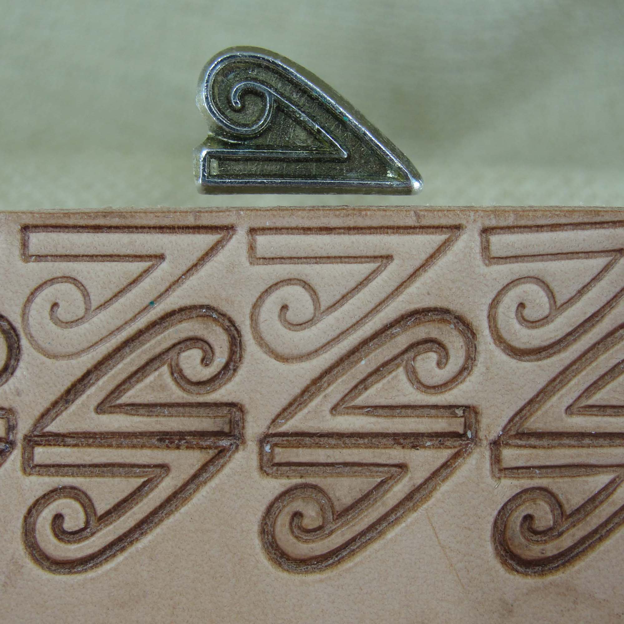 212 Border [USED]