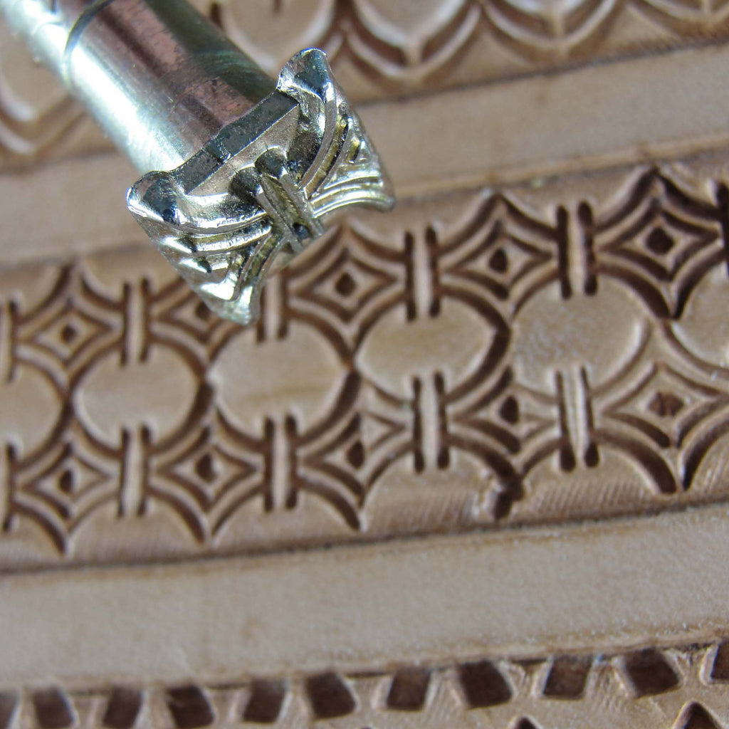 256 Geometric Border [USED]
