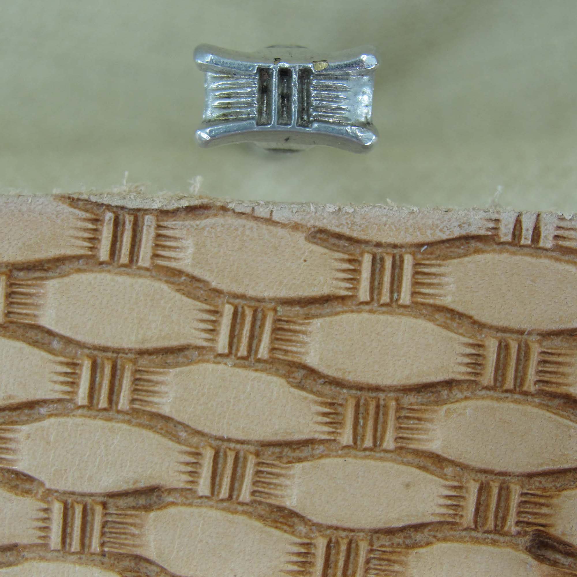 261 Bar Basket Weave [USED]