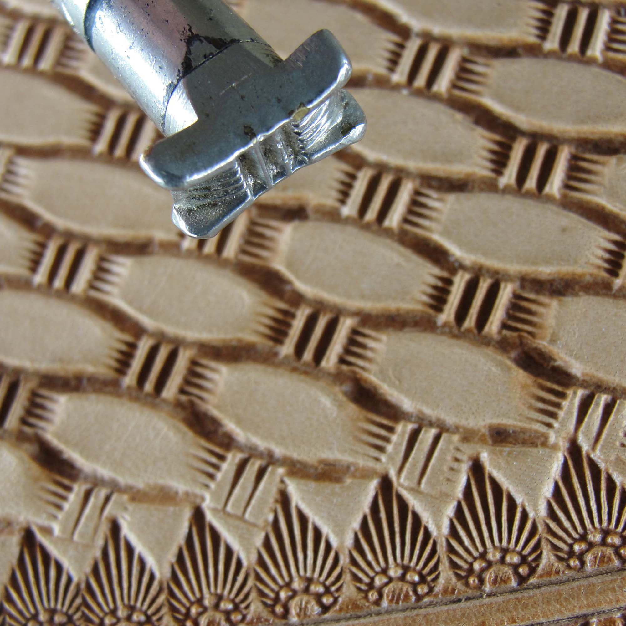 261 Bar Basket Weave [USED]