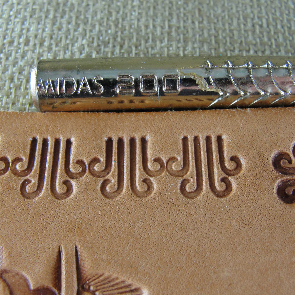 200 Border [USED]
